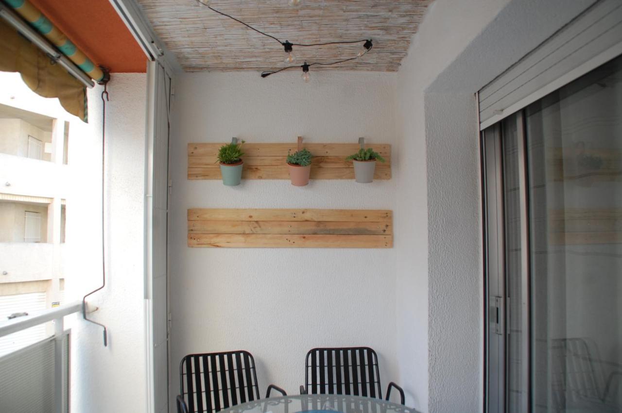 Apartamento acogedor en Cambrils a 100m de la playa Exterior foto